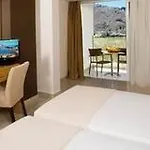 Hotel Anavadia 4*