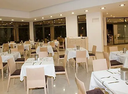 Anavadia מלון 4*