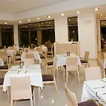 Anavadia فندق 4*