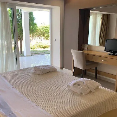 Anavadia 4*